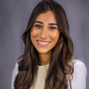 Meet your Posher, Alexandra
